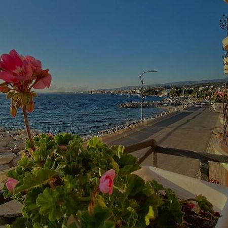 Hotel La Lampara Reggio Calabria Exterior foto
