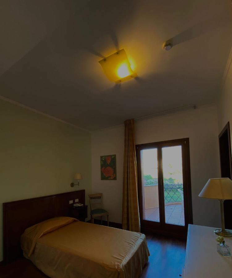 Hotel La Lampara Reggio Calabria Exterior foto